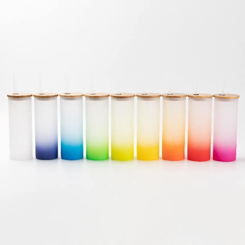 Becher, 500 ml, satiniert, mit Deckel aus Bambus und Trinkhalm, Hellblau, für den Sublimationsdruck.